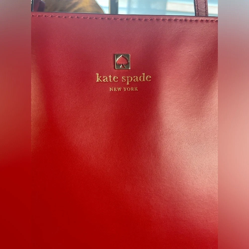 “Host Pick”KATE SPADE NEW YORK Tote Red